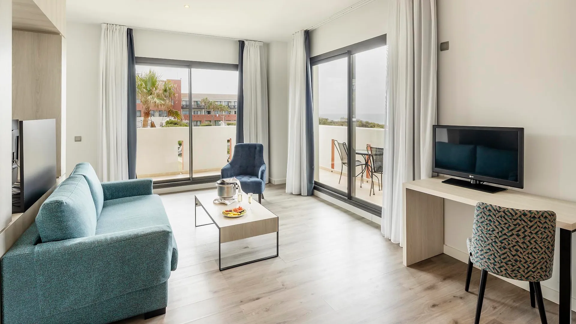 Hotel Ilunion Calas De Conil Conil De La Frontera
